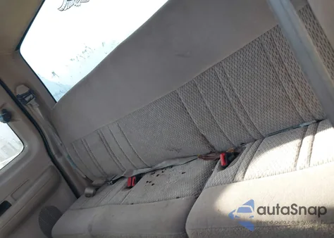 1998 Ford F-150 Lariat/Xl/Xlt z USA, uszkodzony, nr VIN 1FTZX08W2WKA14510